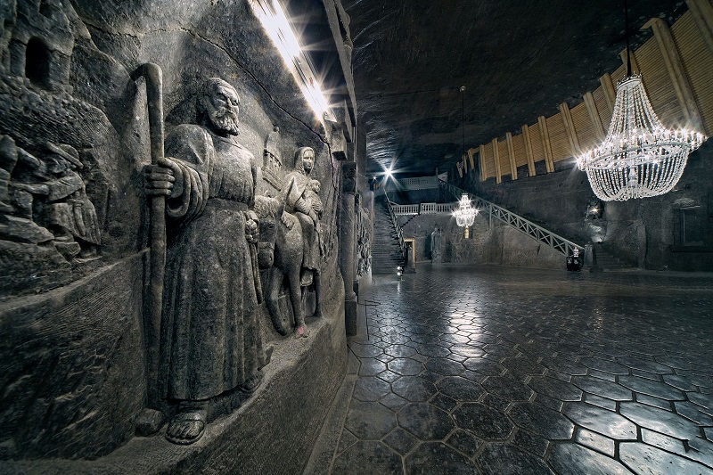  Kraków z Wieliczką - wycieczka patriotyczna trzydniowa 