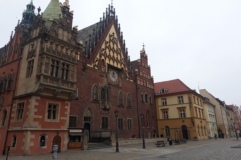 Wrocław - nauka i zabawa - wycieczka patriotyczna jednodniowa 